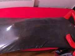 How to get in the vacbed with gloves - self bondage in vacuumbed