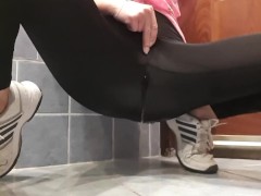 Pee desperation in gym pants