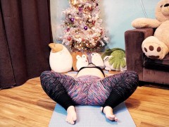 Yoga session in a new pair of tight leggings, stretching and SPREADING!