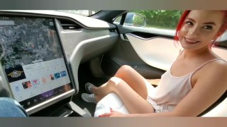 A TINDER DATE CATCHED ME FUCKING IN A TESLA ON AUTOPILOT