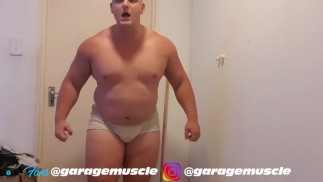 Мускулистый Свин Отрыгивает МАССИВНУЮ Отрыжку!