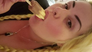 Cute bbw licks, sucks and eats a messy popsicle!