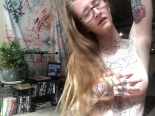 bouncy boobs