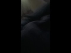 Me corro con el peine en mi conchita