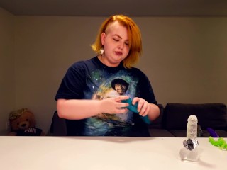 Velma Voodoos_Reviews: hankeys toys unboxing