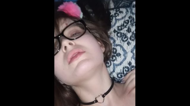 Watch Bondage Video:AriesOHare cums for Dutchie's tight wet pussy