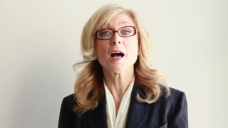 Nina Hartley es "Hillary Cliton" en Hillary Sex Tape 2016