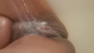REAL ORGASM MOANING FROM FAT PUSSY CUMS FAST FROM SHOWER HEAD