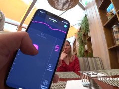 девушка получила оргазм в ресторане! Публичное кончание! Lovense - Screenshot 9 of 16 - Lovense