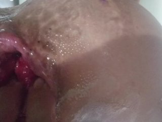アナルの中に温感ローション排出