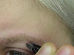 Plucking Eyebrows - Screenshot 2 of 16 - Butt