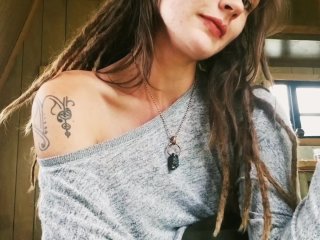 smoking, chilling, solo female, tattooed women