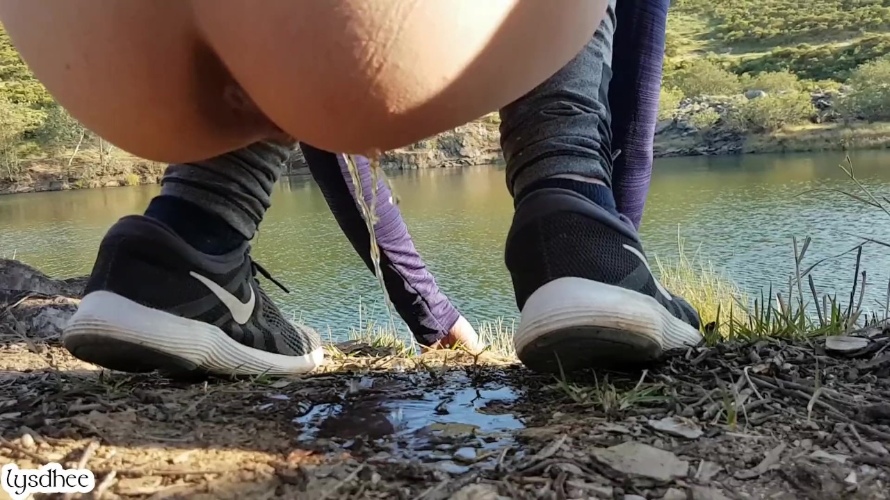 ссать киска 