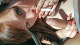 Rauchen Im Blazer-Blowjob