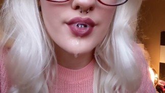 Sloppy girl kissing