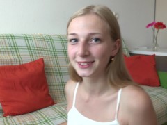 Знакомство моей розовой писи с секс игрушкой - Screenshot 1 of 16 - Masturbate