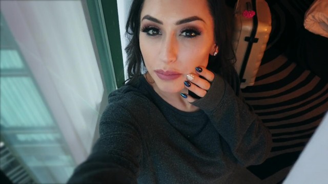 Topless in Public - Naked News Reya Sunshine