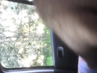 Selfsuck на публике