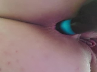 Sodomizing my tight little asshole with a brush