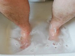 Washing the tools now with pink shampoo and heart sponge