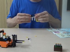 I build a beautiful Lego forklift and this is better than sex