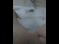 Kitty's bubble bath fun - Screenshot 14 of 16 - Kitty