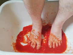 Fun with tomatoes - Screenshot 11 of 16 - Kink