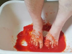 Fun with tomatoes - Screenshot 9 of 16 - Lovely Feet