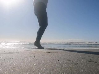 Beach Feet toSatisfy Your Foot_Fetish