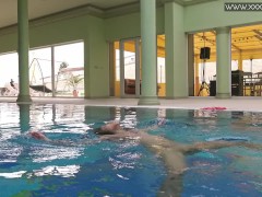Lady Dee Czech teen sexy underwater