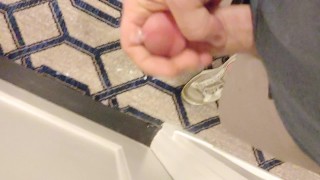 Shooting Cum To Couple Fuck In The Hotel Hallway