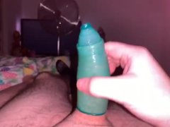 Quick Condom cum - Screenshot 1 of 16 - Masturbation