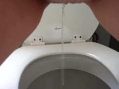 Five Pee Compilation - Screenshot 9 of 16 - Piss