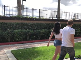 Brooklyn Gray Hot Teen Sex Tape screenshot number 2