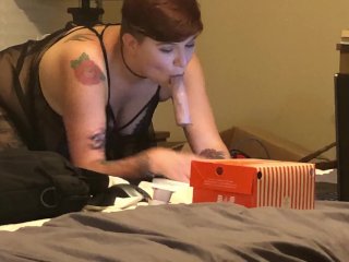 blow job during show