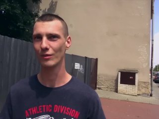 CZECH HUNTER 452 -  Tall Tattooed Man Agrees To Get Boned In The Woods For Cash