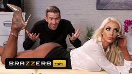 Brazzers - 大山雀屁股金发女郎 Nicolette Shea 渴望大鸡巴