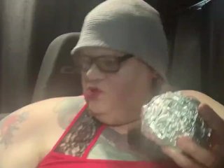 Fatty stuffs her face