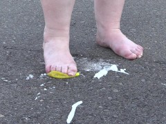 bare heels smash the ball emoticon