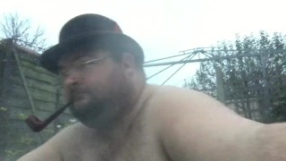 a gentlemans hottub sesion clip