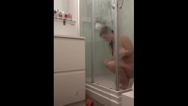  teen Thick Redhead Masturbation and Shower 