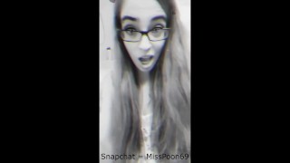 Sexy Snap Slut viene catturato