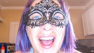 Симпатичная миниатюрная секс-робот-милфа сосет, трахается, подчиняется каждой твоей команде