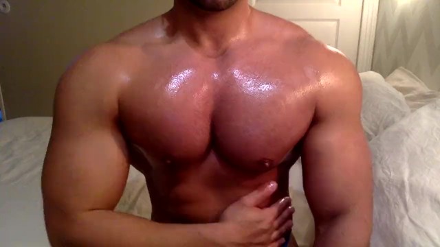 Oiling and Worshipping my Big Bodybuilder Pecs and Nips - Pornhub.com