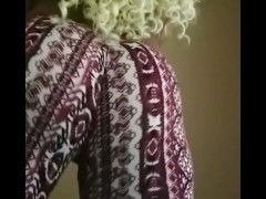 Milf twerk - Screenshot 4 of 16 - Mom