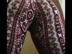 Milf twerk - Screenshot 9 of 16 - Mom
