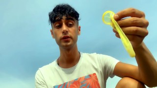 Pití A Polykání Cum Použitého Kondomu Přímo Chlap