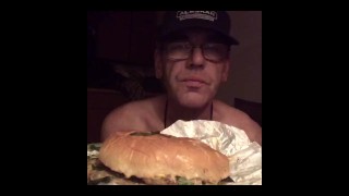 Pierdolony Odcinek Bruce'a 1 - Podwójny Cheeseburger Dźwiękowy