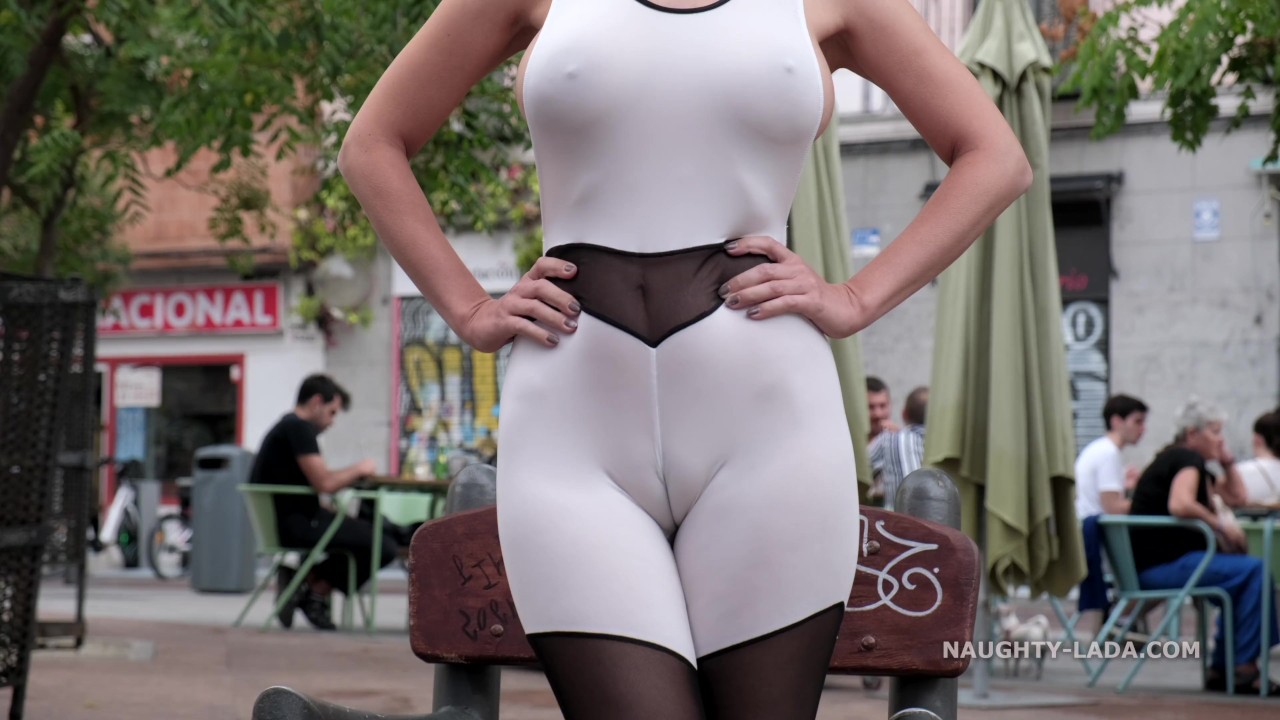 Cameltoe public