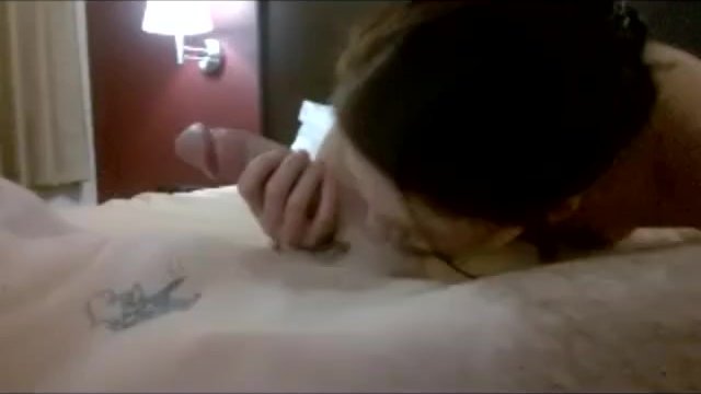 Тавлин обожает сосать член